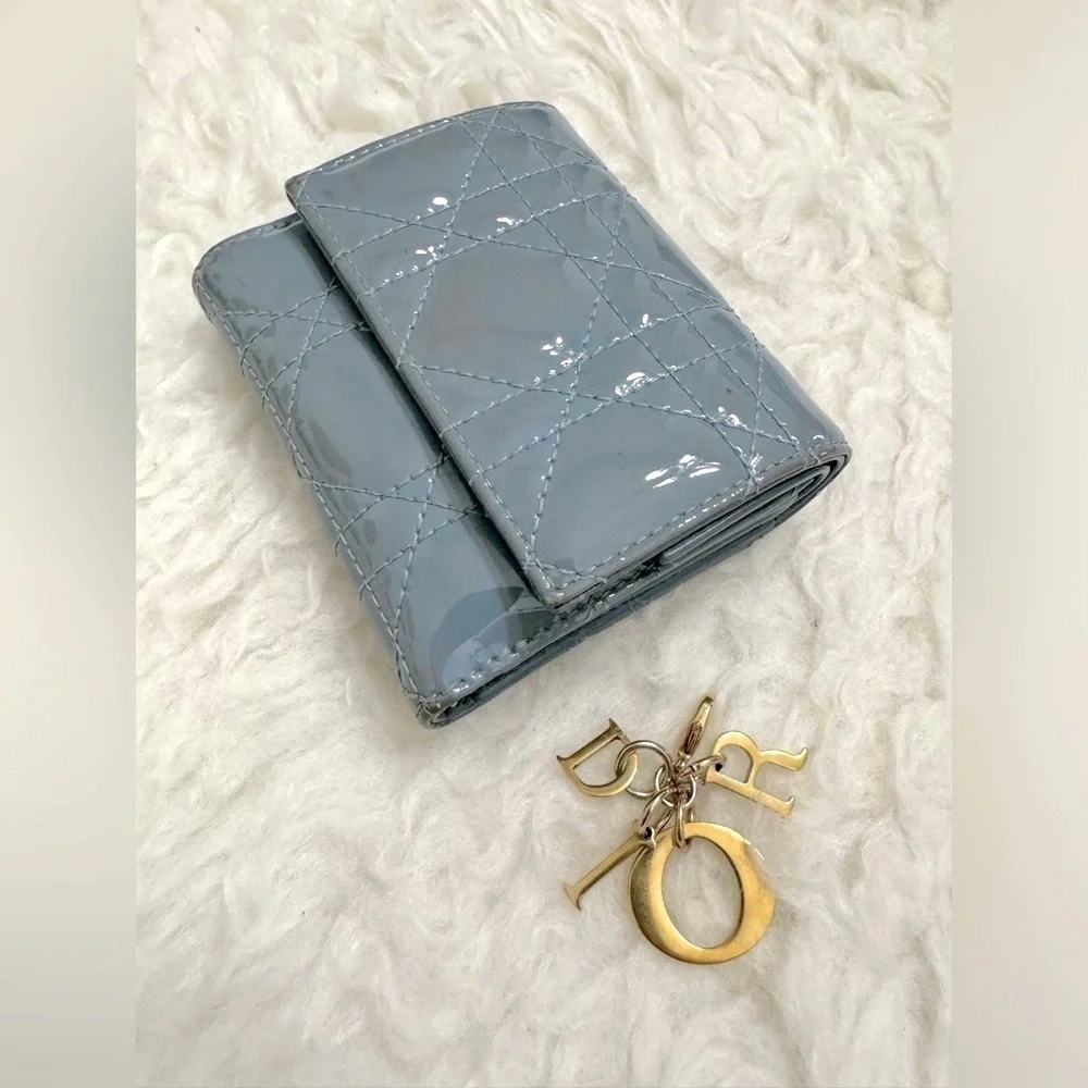 2024 CHRISTIAN DIOR Lotus Wallet Cloud Blue Patent Cannage Calfskin, Authentic